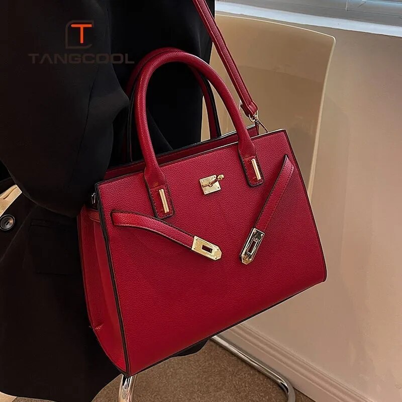 Senior Feeling Bag Big Capacity of The New Dark Red Hand Bridesmaid
