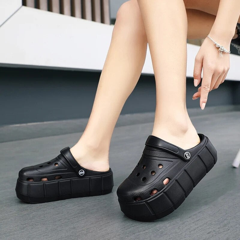 breathable garden shoes for women with anti-slip sole