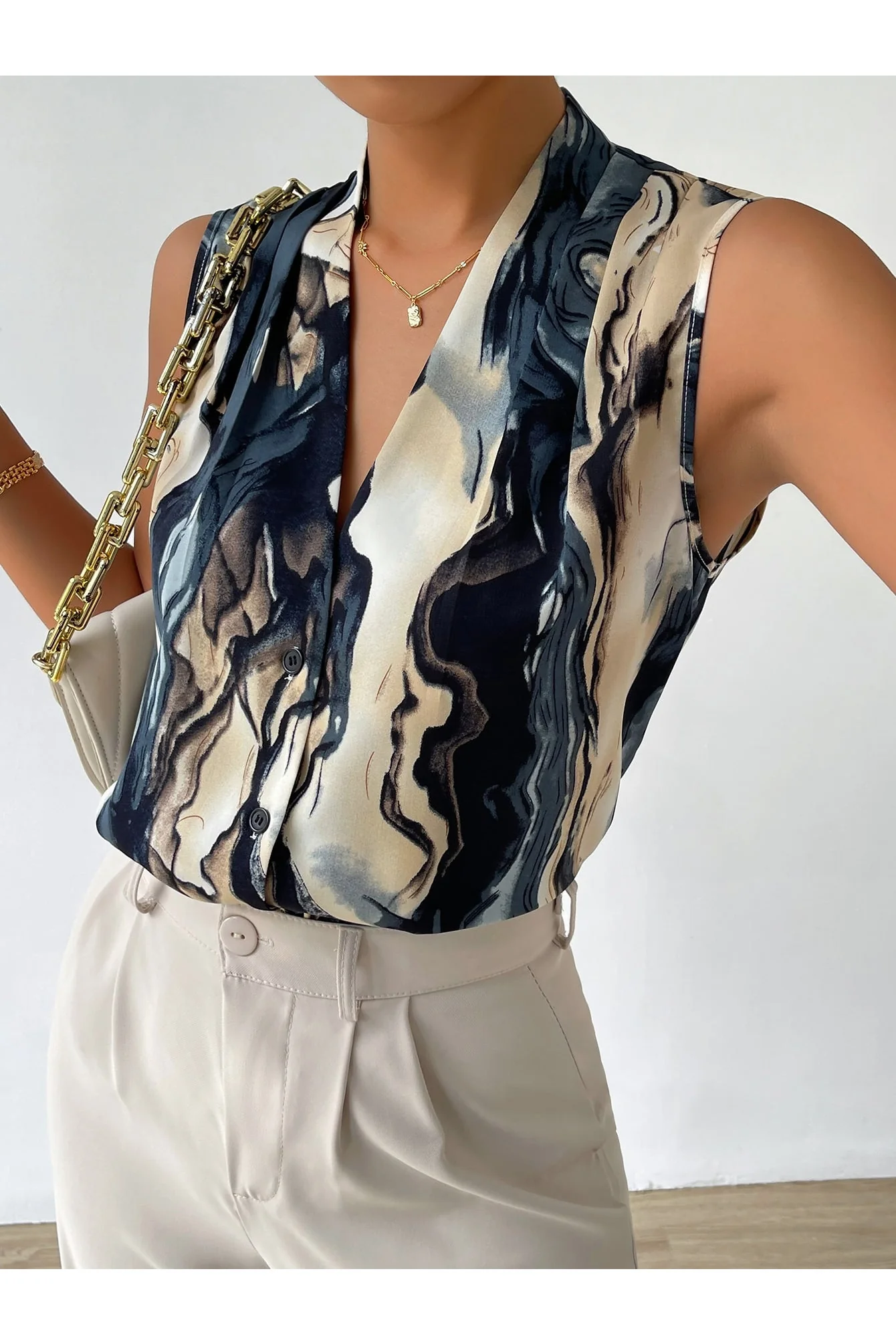 Ladies Tops Summer Lightweight Sleeve Blouses Lapel Button Down Soft Shirts Solid Color