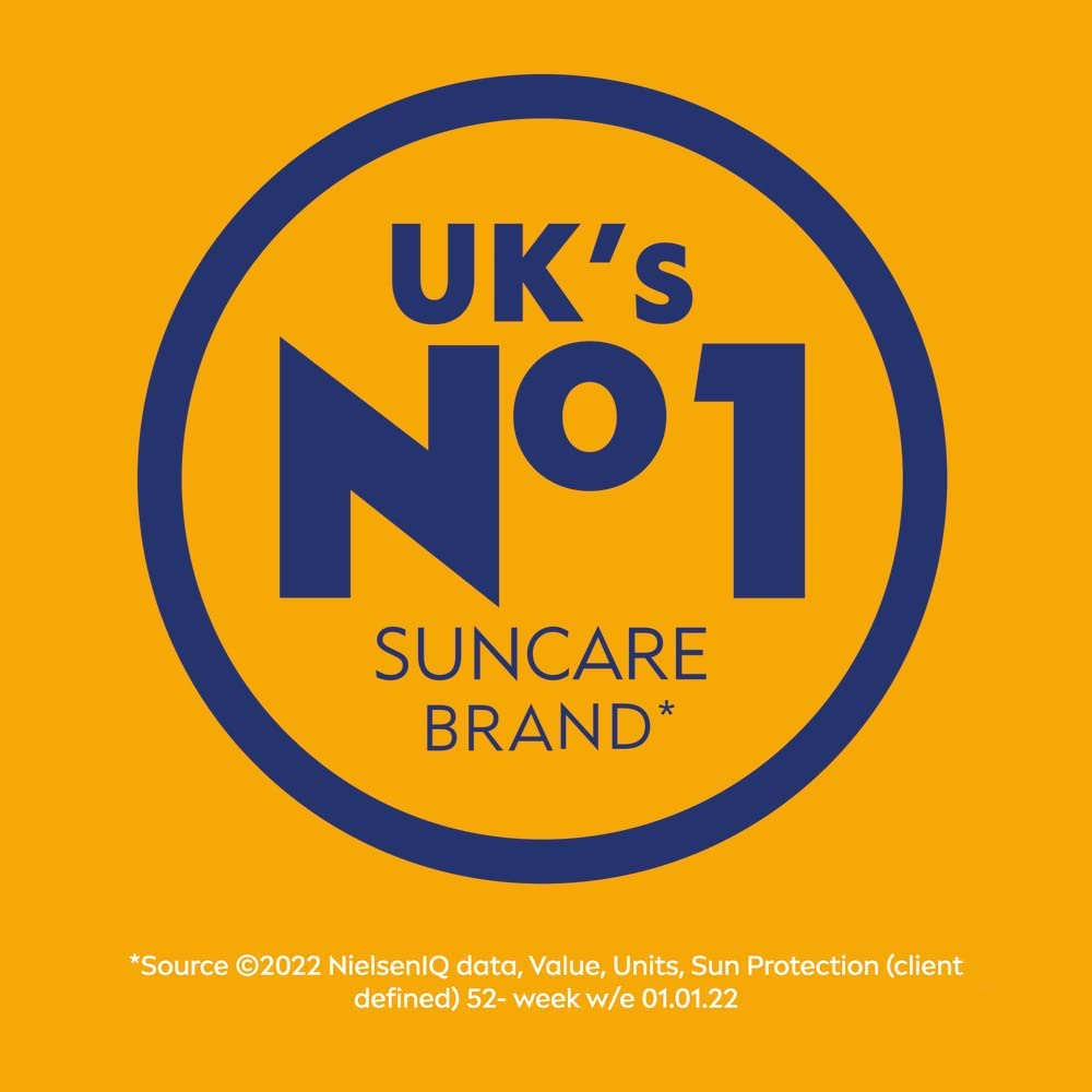 NIVEA Sun Protect & Moisture Sun Spray SPF 30 (200 ml), Moisturising Suncream Spray with SPF 30, Advanced Sunscreen Providing Immediate, Effective UVA + UVB Protection